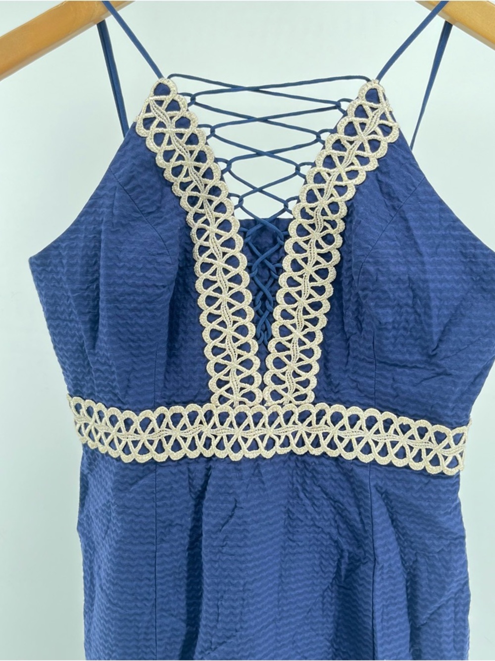 Lilly Pulitzer Trista Navy Gold Lace Up Shift Dress Resort Vacation Mini US 2 - Picture 4 of 16